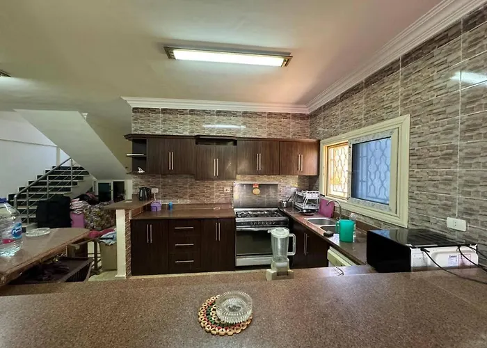صف ثان عل البحر باطلاله و لا اروع العين السخنه لاجولي مارينا السخنه Villa Ain Sukhna