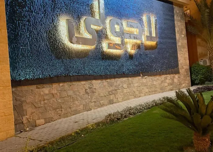 صف ثان عل البحر باطلاله و لا اروع العين السخنه لاجولي مارينا السخنه Villa